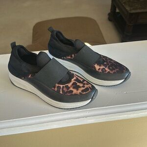 Anne Klein sport sneaker